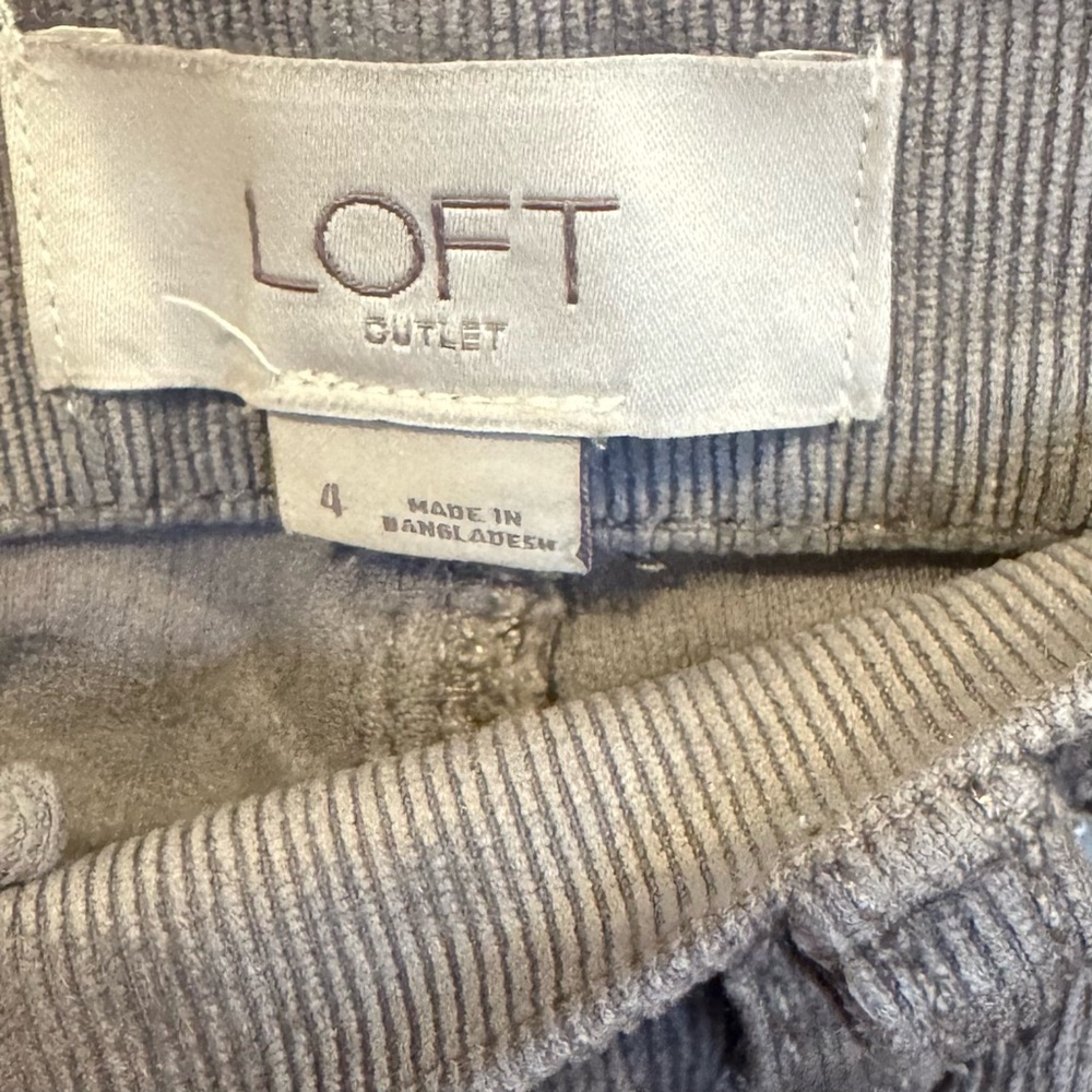 LOFT Corduroy Pants - 4 ❤️ - Picture 4 of 4